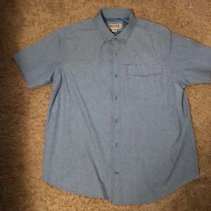 Duluth Trading Company Mens XL Short Sleeve Shirt with Button Down Collar.